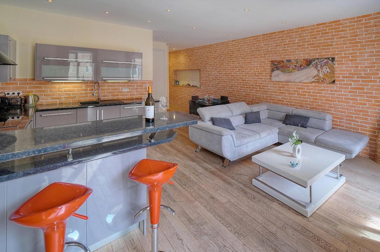 Moderne 3 Pieces Idealement Situe Centre De Cannes L! A2B22 Exterior foto