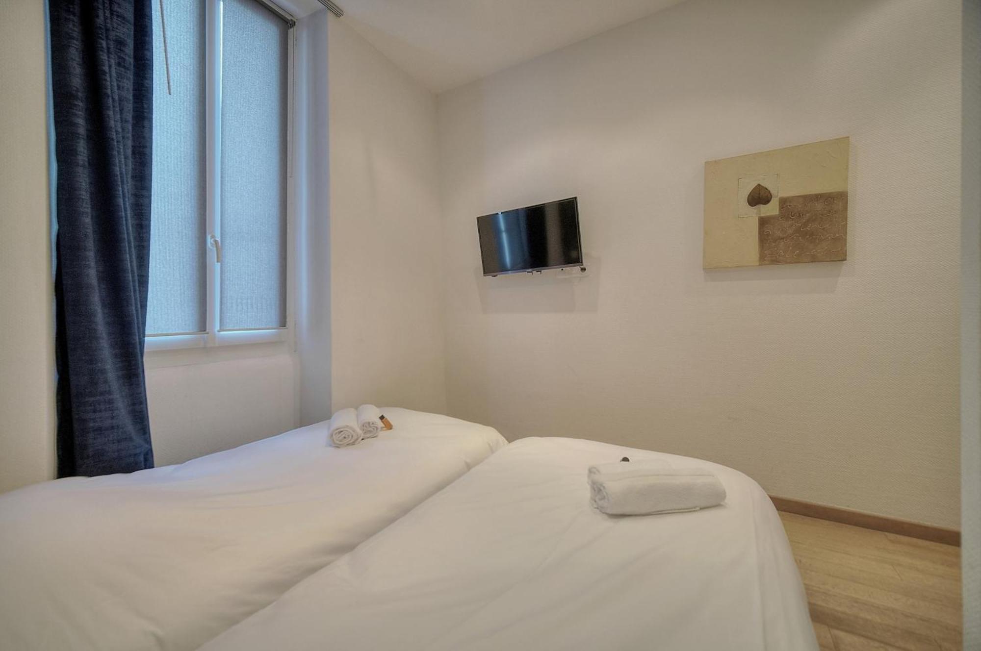 Moderne 3 Pieces Idealement Situe Centre De Cannes L! A2B22 Exterior foto